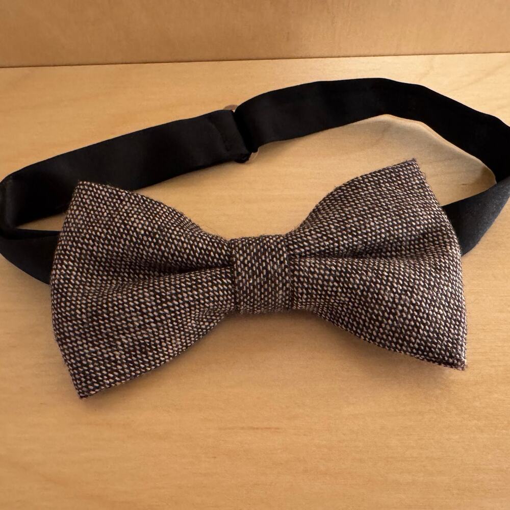 Lot of 2 Clip-On Bow Ties Brown Tweed & Black Pre-Tied Bowties Men’s Accessories - Picture 2 of 4
